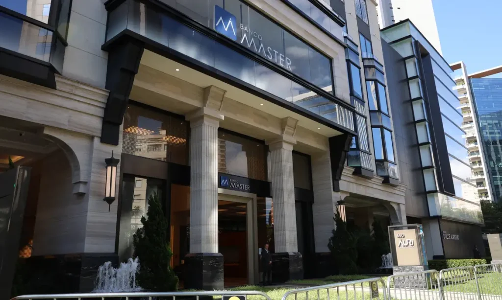 Mendonça desobriga ex-sócio do Master de depor na CPMI do INSS